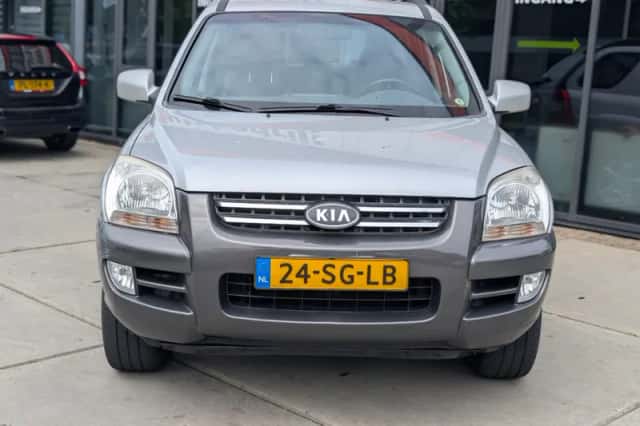 Kia Sportage (2006) thumbnail 3