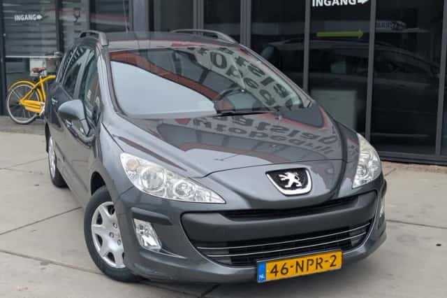Peugeot 308 (2010) thumbnail 5