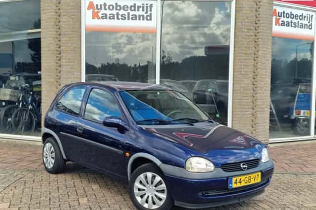 Opel Corsa (2000) thumbnail 1