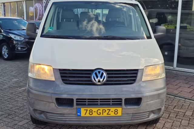 Volkswagen Transporter (2008) thumbnail 5