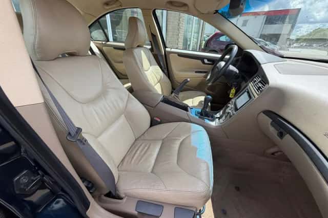 Volvo S60 (2002) thumbnail 6