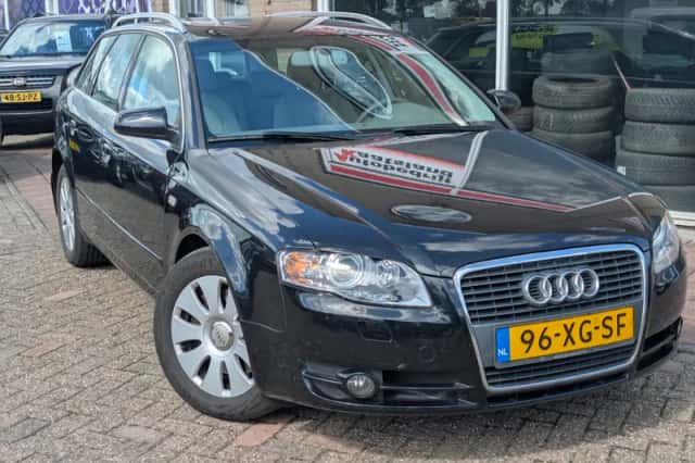 Audi A4 (2007) thumbnail 5