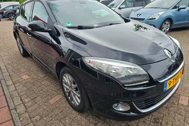 Renault Mégane (2012) thumbnail 5