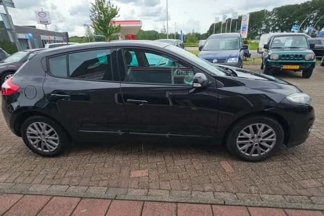 Renault Mégane (2012) thumbnail 6