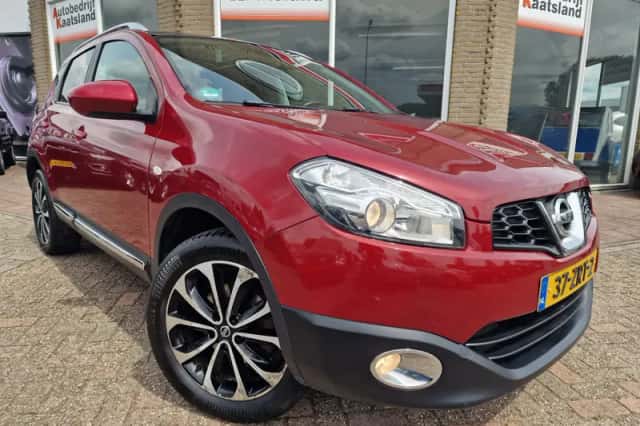 Nissan Qashqai (2013) thumbnail 3