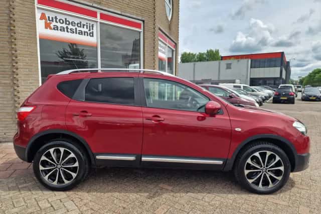 Nissan Qashqai (2013) thumbnail 6
