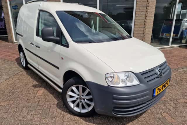 Volkswagen Caddy (2008) thumbnail 3