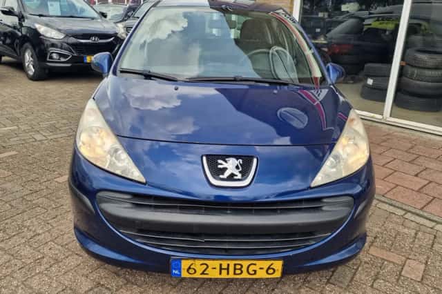 Peugeot 207 (2008) thumbnail 5