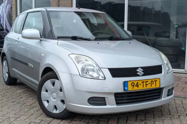 Suzuki Swift (2006) thumbnail 4