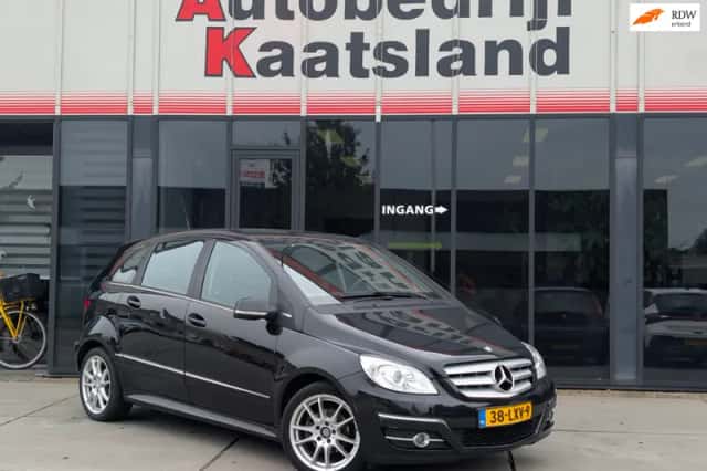 Mercedes-Benz B-Klasse (2010) thumbnail 2