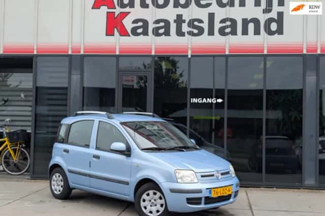 Fiat Panda (2010) thumbnail 1