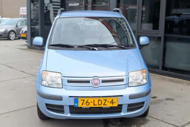 Fiat Panda (2010) thumbnail 3