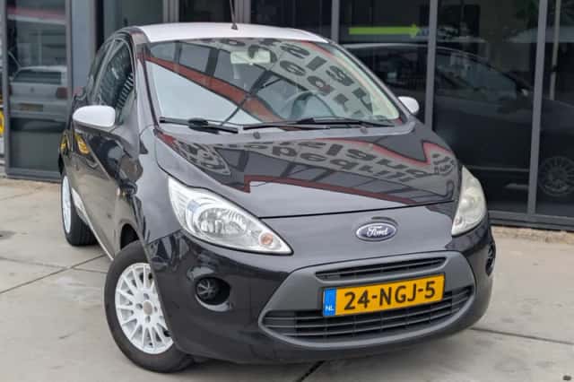 Ford Ka (2010) thumbnail 5