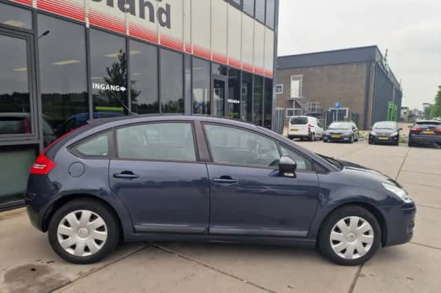 Citroën C4 (2010) thumbnail 6