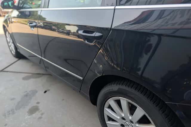 Volkswagen Passat (2010) thumbnail 4