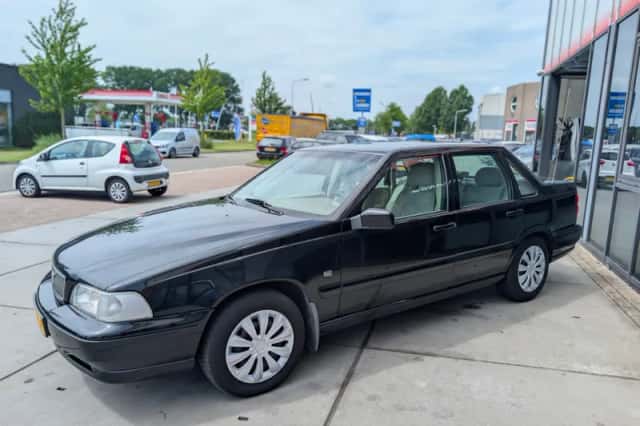 Volvo S70 (1997) thumbnail 3