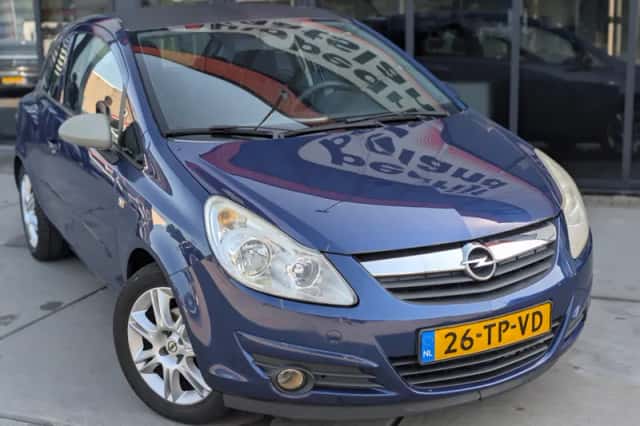 Opel Corsa (2006) thumbnail 5