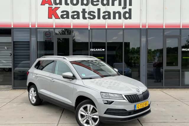Škoda Karoq (2018) thumbnail 2