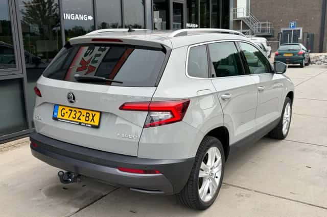 Škoda Karoq (2018) thumbnail 5