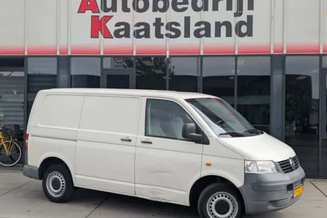 Volkswagen Transporter (2007) thumbnail 1