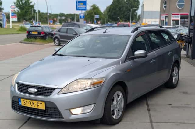 Ford Mondeo (2008) thumbnail 4
