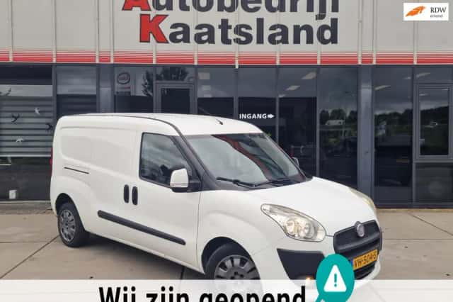 Fiat Doblò (2014) thumbnail 2