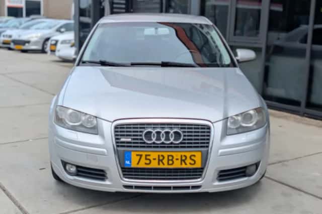 Audi A3 (2005) thumbnail 3