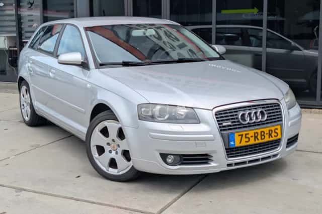 Audi A3 (2005) thumbnail 5
