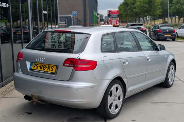 Audi A3 (2005) thumbnail 6