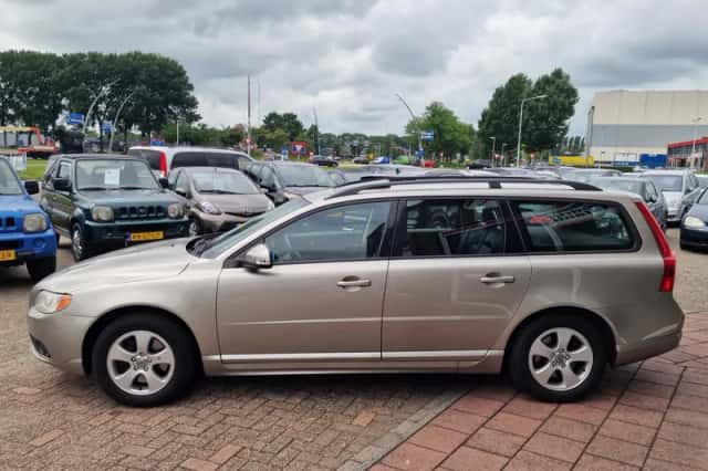 Volvo V70 (2008) thumbnail 4