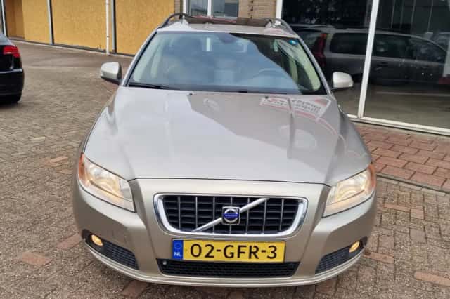 Volvo V70 (2008) thumbnail 5
