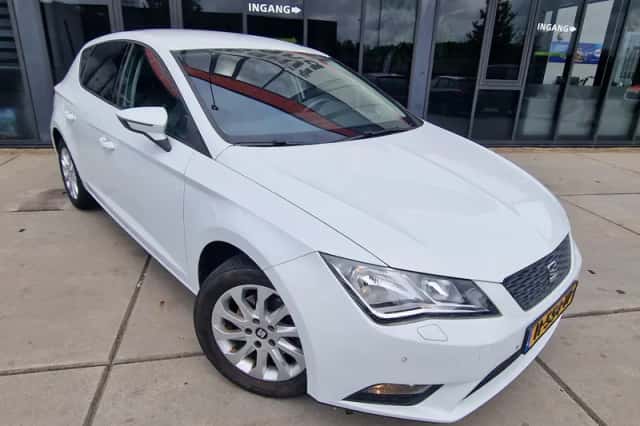 SEAT Leon (2012) thumbnail 3