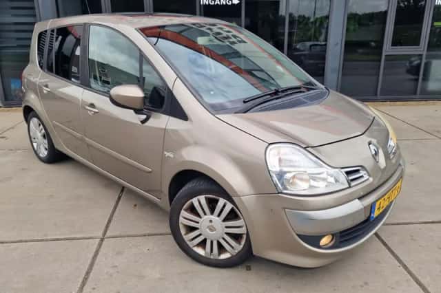Renault Grand Modus (2009) thumbnail 3