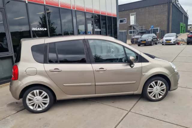 Renault Grand Modus (2009) thumbnail 6