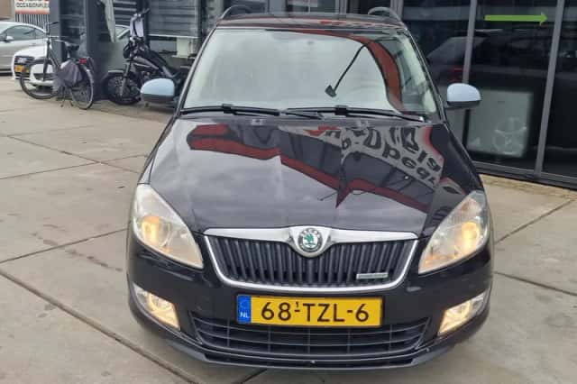 Škoda Fabia (2012) thumbnail 5