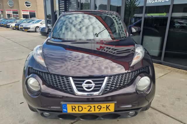 Nissan Juke (2014) thumbnail 4