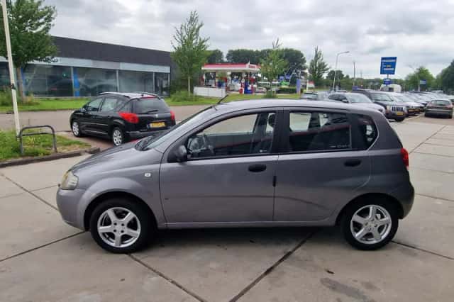 Chevrolet Kalos (2008) thumbnail 4