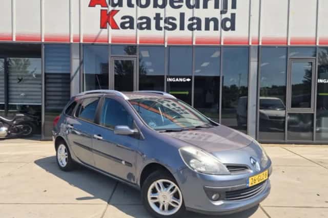 Renault Clio (2008) thumbnail 1