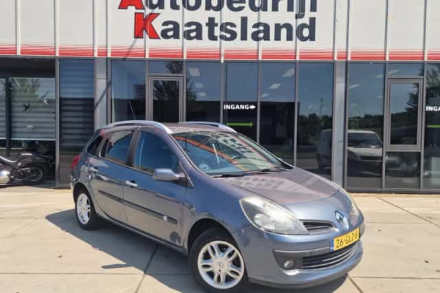 Renault Clio (2008) thumbnail 2
