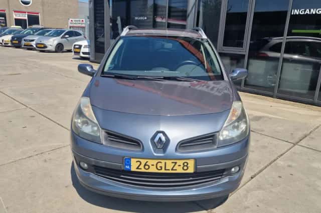 Renault Clio (2008) thumbnail 6