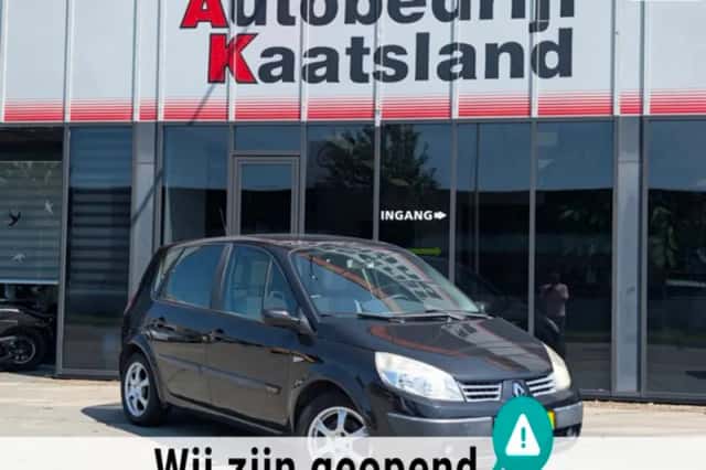 Renault Scénic (2006) thumbnail 1