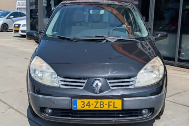 Renault Scénic (2006) thumbnail 3