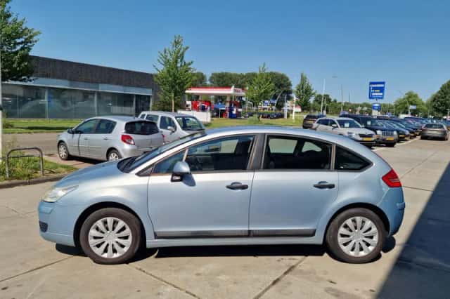 Citroën C4 (2008) thumbnail 4