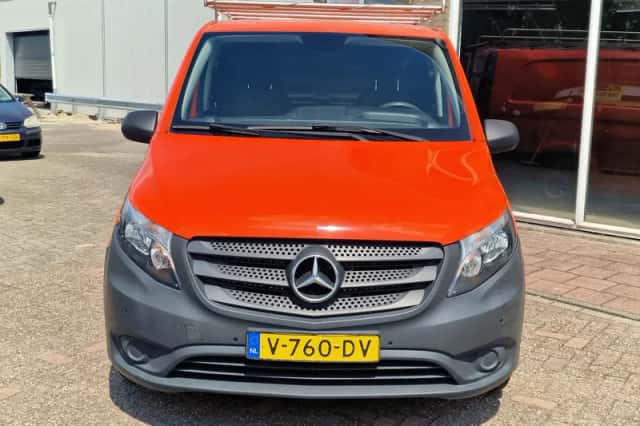 Mercedes-Benz Vito (2017) thumbnail 6