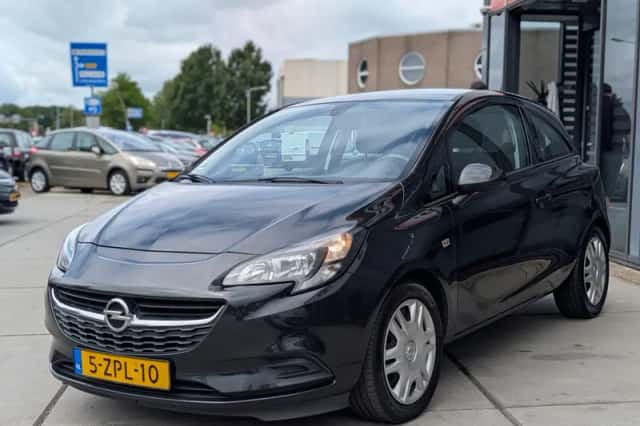 Opel Corsa (2015) thumbnail 3