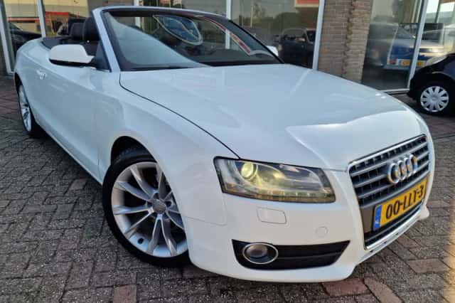 Audi A5 (2010) thumbnail 6