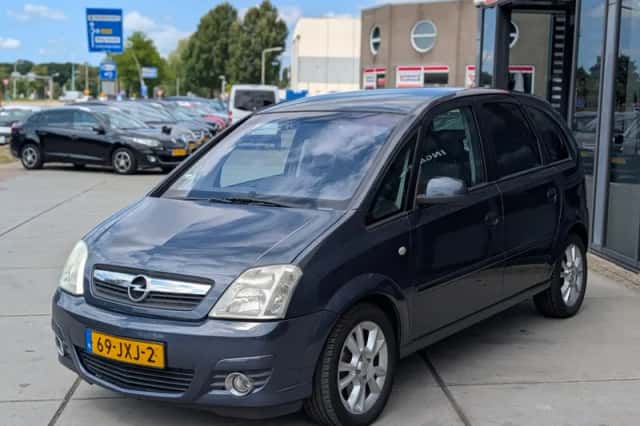 Opel Meriva (2009) thumbnail 4