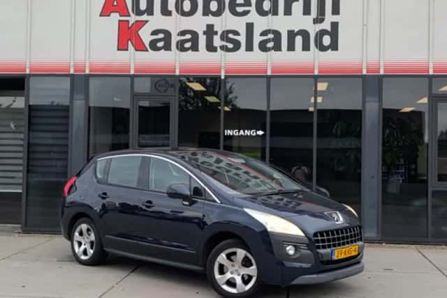 Peugeot 3008 (2010) thumbnail 1