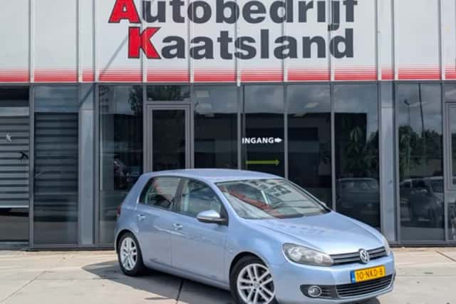 Volkswagen Golf (2010) thumbnail 1