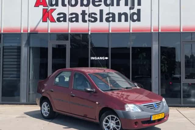 Dacia Logan (2007) thumbnail 1